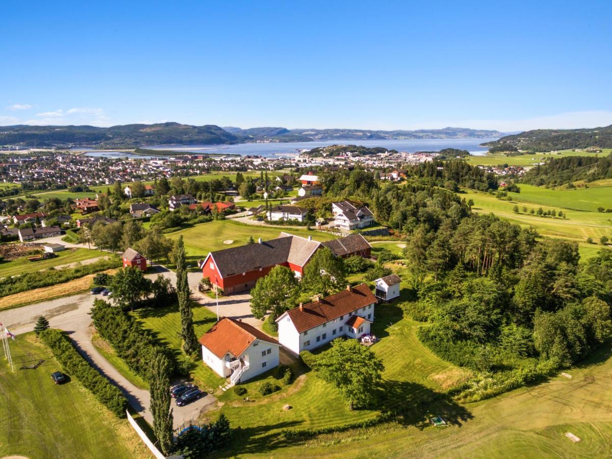 Stokke Gard Adventure Bed & Breakfast Схьёрдал Экстерьер фото